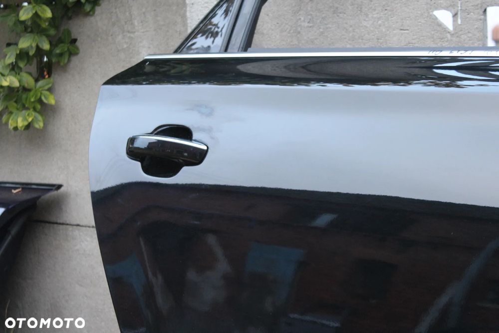 DRZWI TYLNE PRAWE AUDI A8 D4 LY9T 2015 - 10