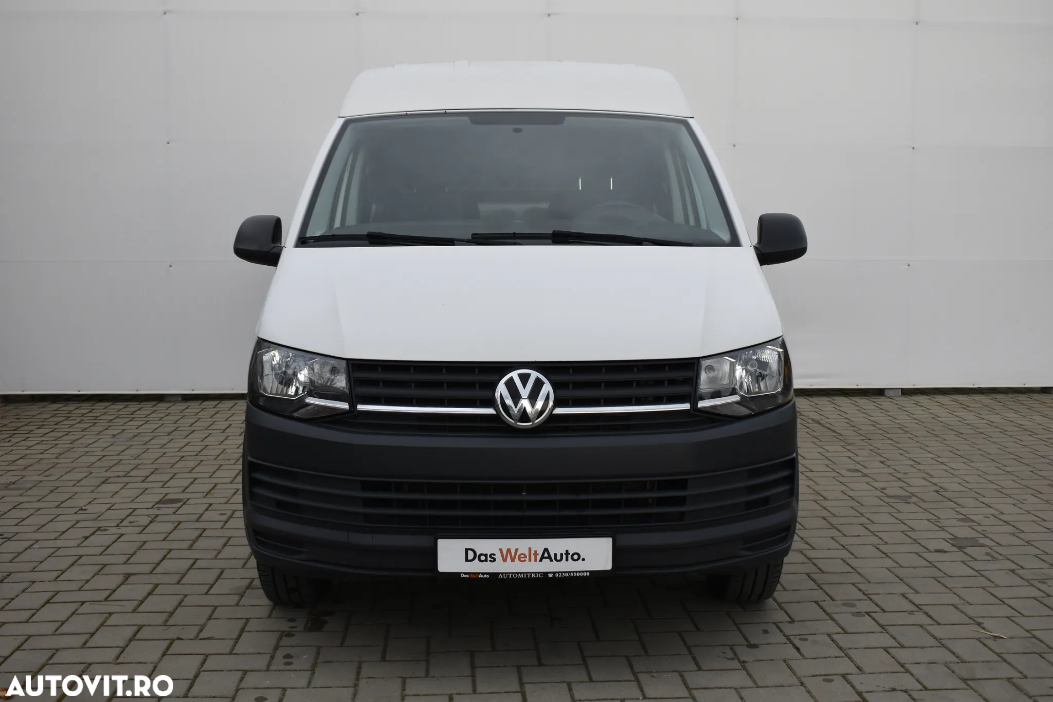 Volkswagen Transporter T6 Lang - 2