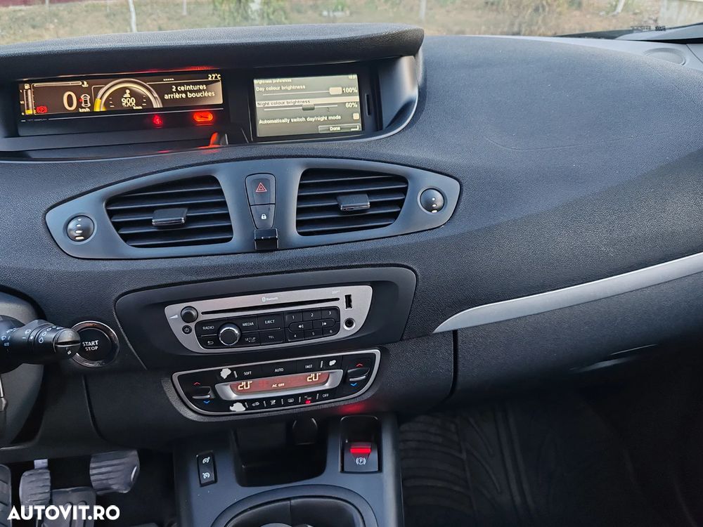 Renault Scenic - 12