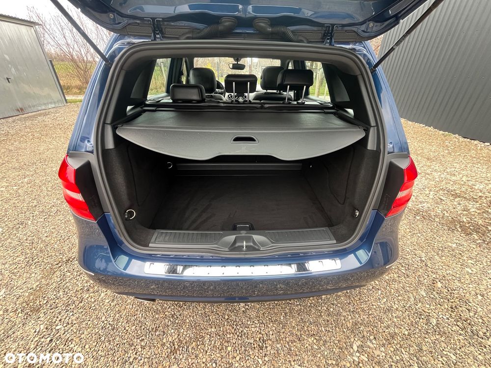 Mercedes-Benz Klasa B 180 (BlueEFFICIENCY) - 27