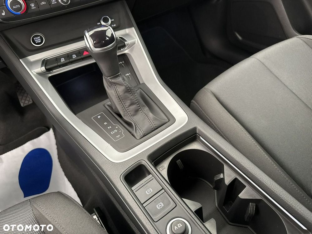 Audi Q3 - 17