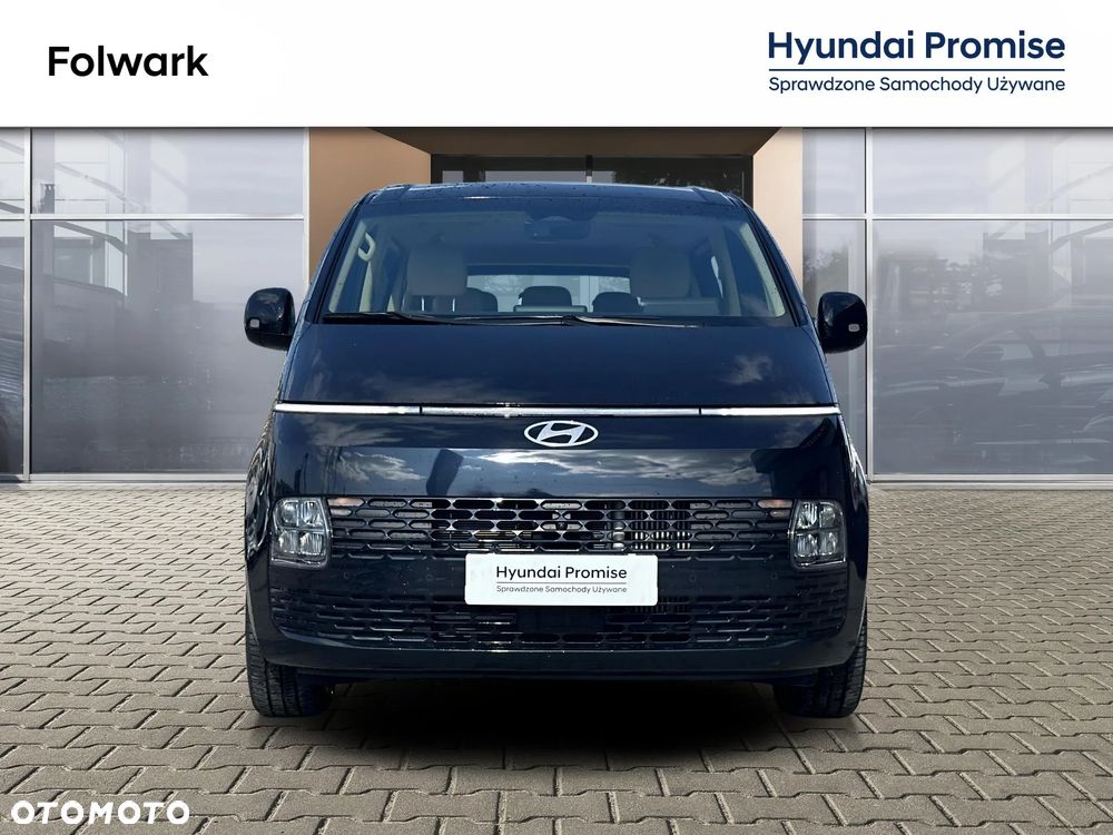 Hyundai Staria - 2