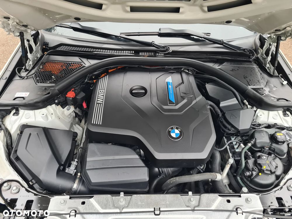 BMW Seria 3 - 17