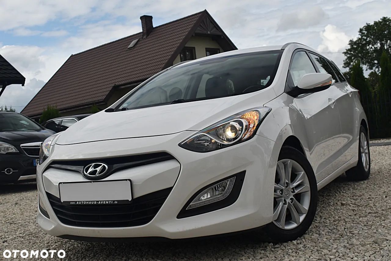Hyundai i30 1.6 D Premium - 1