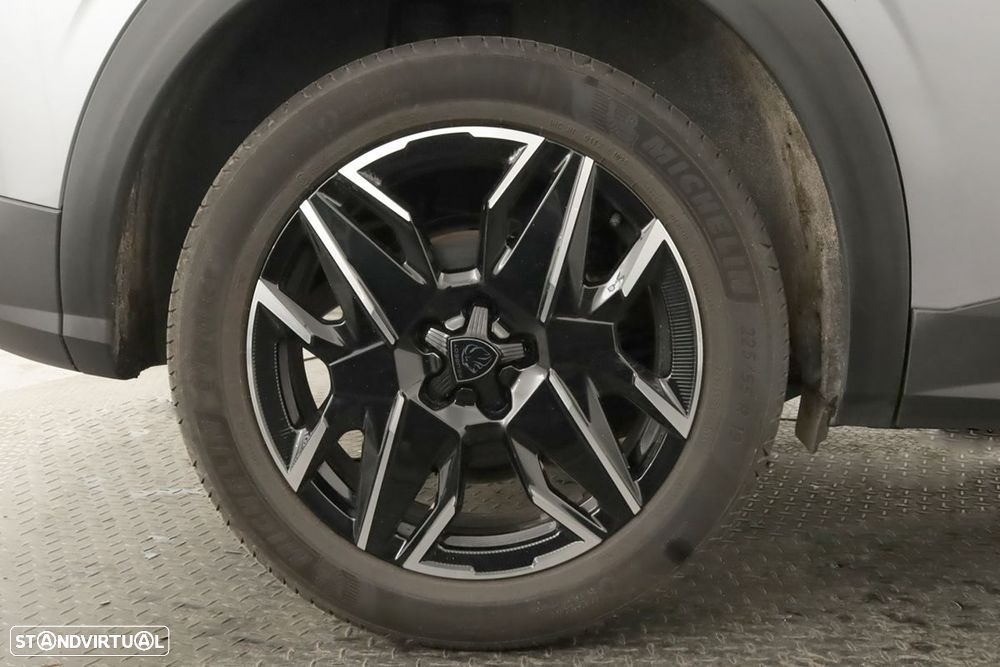 Peugeot 3008 1.2 Hybrid Allure e-DCS6 - 5