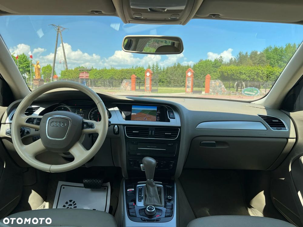 Audi A4 Avant 2.0 TDI DPF multitronic Attraction - 11