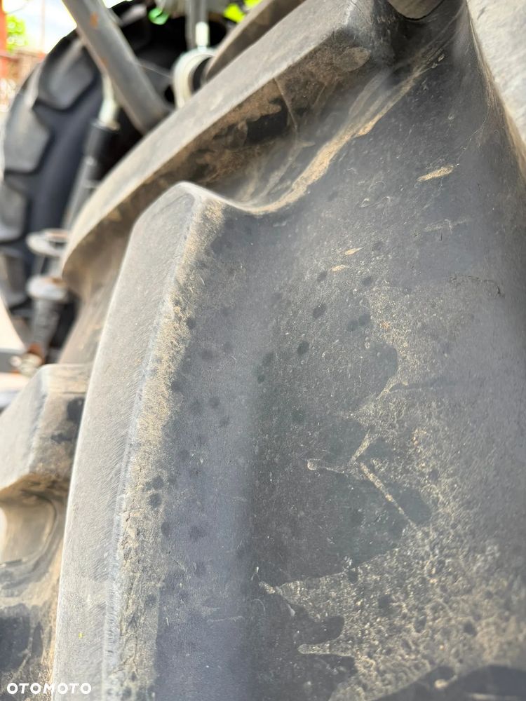 Claas Axion 830 - 27