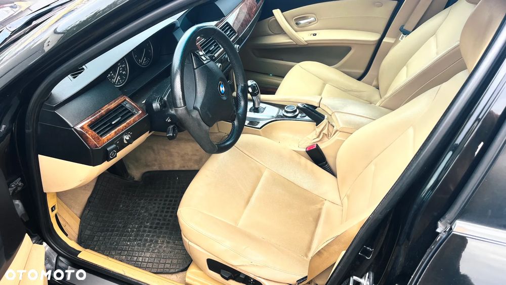 BMW Seria 5 - 23
