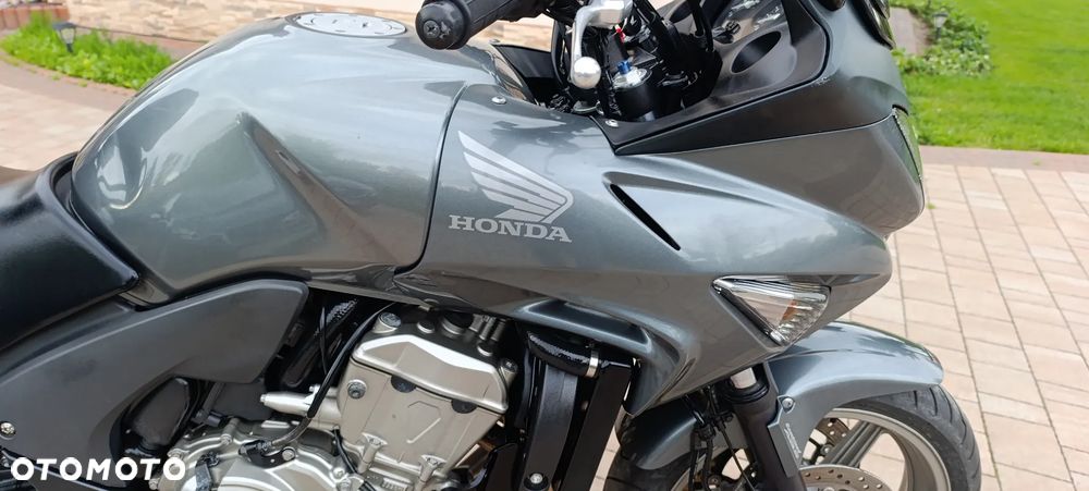 Honda CBF - 26