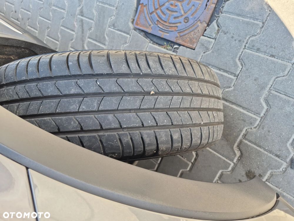 Renault Arkana 1.6 E-Tech Full Hybrid 145 Techno MMT - 19