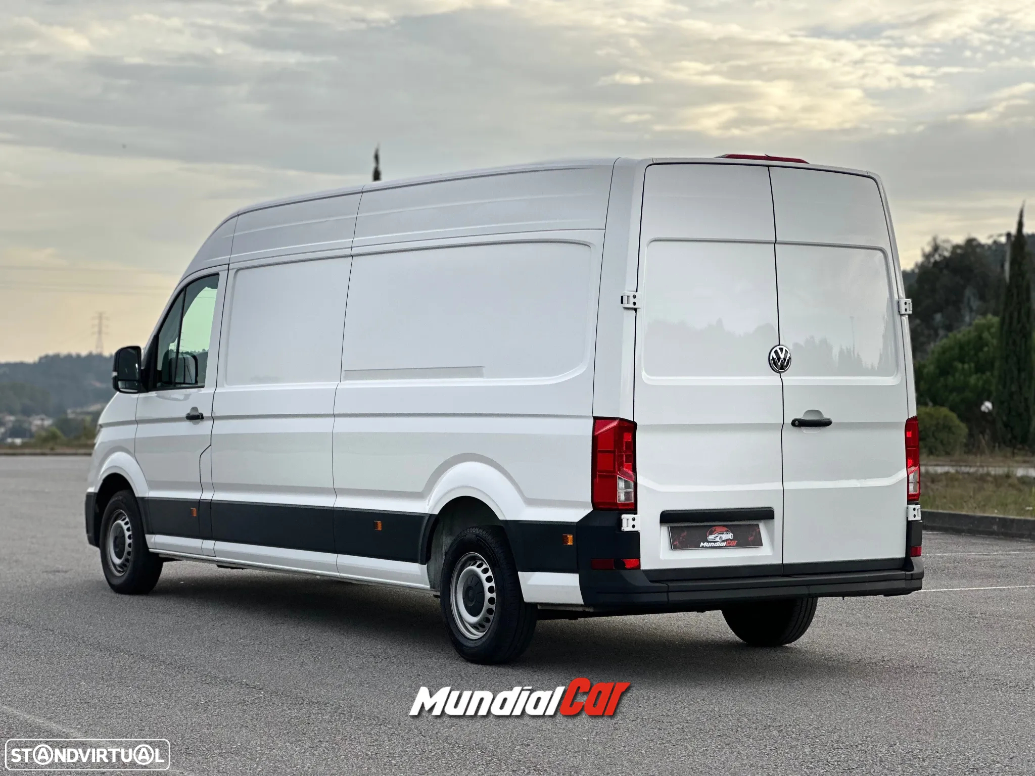 VW Crafter 2.0 TDi L4H3 Longo Tecto Alto Maxi Longa 2.0TDI 177cv - 12