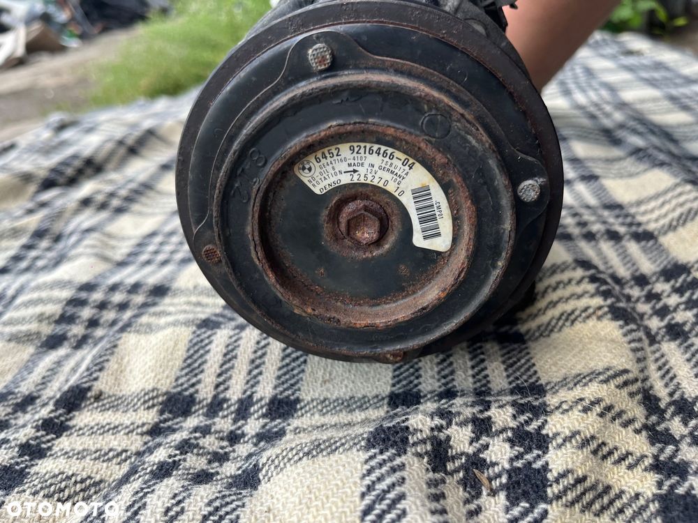 Pompa kompresor Klimatyzacji BMW 2.0i - 5