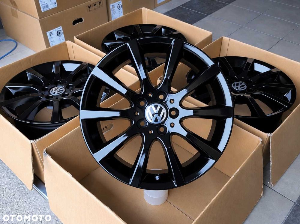 Alufelgi 17 5x112 VW Golf Passat Touran Jetta Caddy T-Roc Czarne 738# - 2