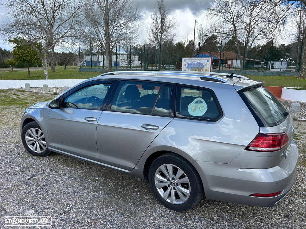 VW Golf Variant 1.6 TDi Confortline - 5