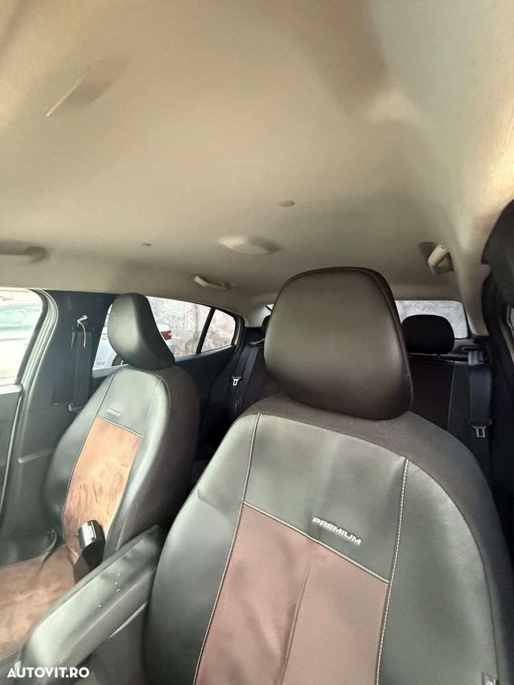 Dacia Logan TCe 90 MT6 Prestige+ - 11