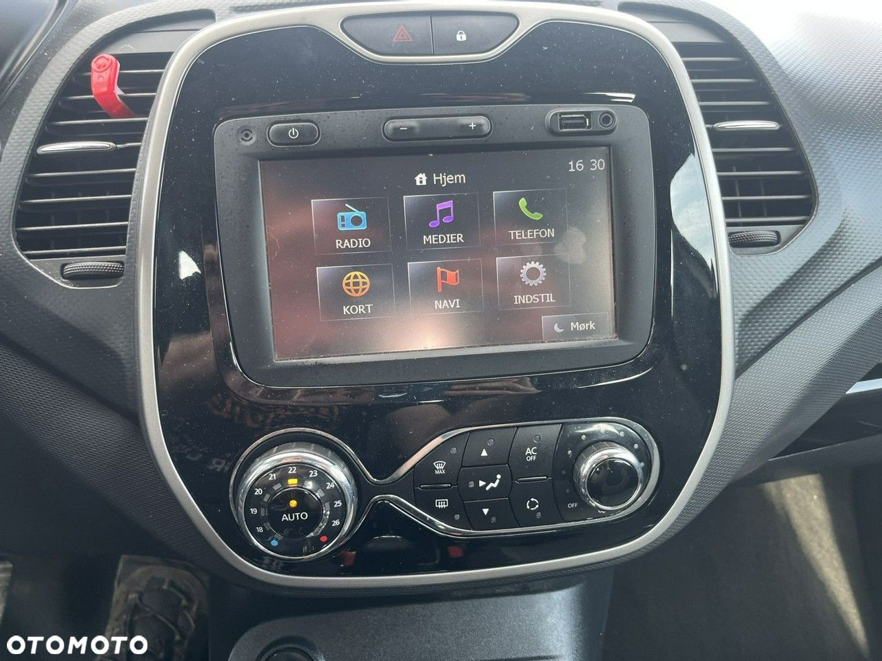 Renault Captur - 18