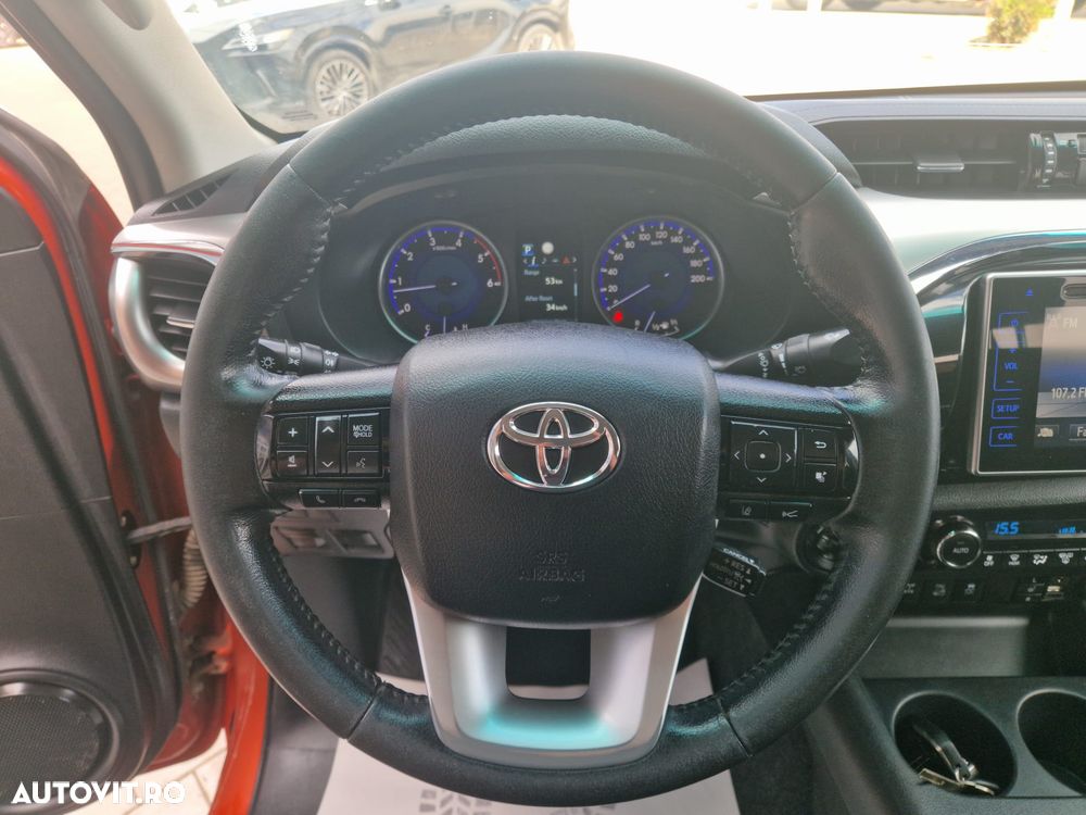 Toyota Hilux 4x4 Double Cab Executive - 13