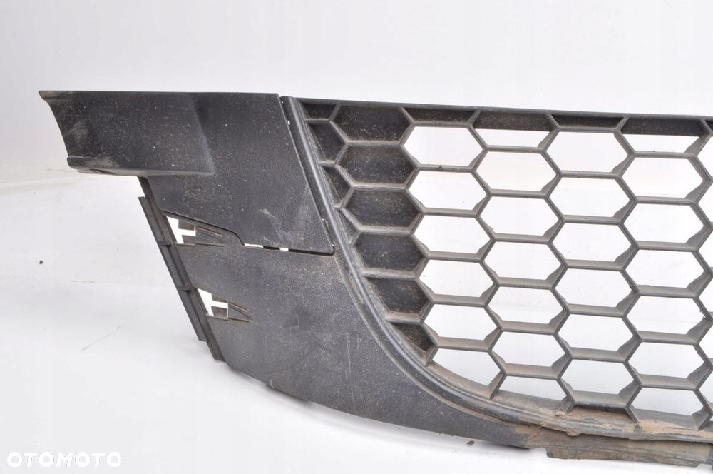 VOLKSWAGEN SCIROCCO III KRATKA ATRAPA ZDERZAKA 1K8853677 - 2