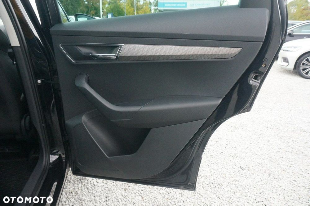 Skoda Karoq 2.0 TDI SCR 4x2 Style DSG - 29