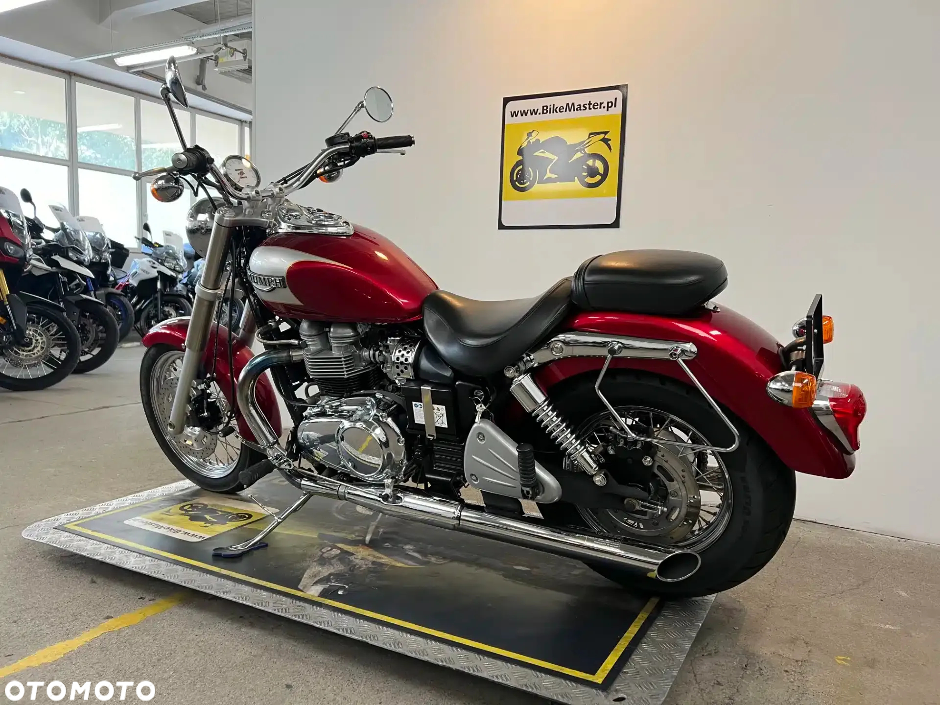Triumph America - 6