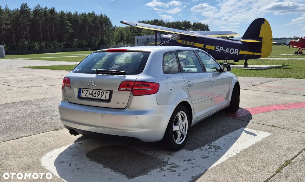 Audi A3 Sportback 1.9 TDI DPF Ambition - 2