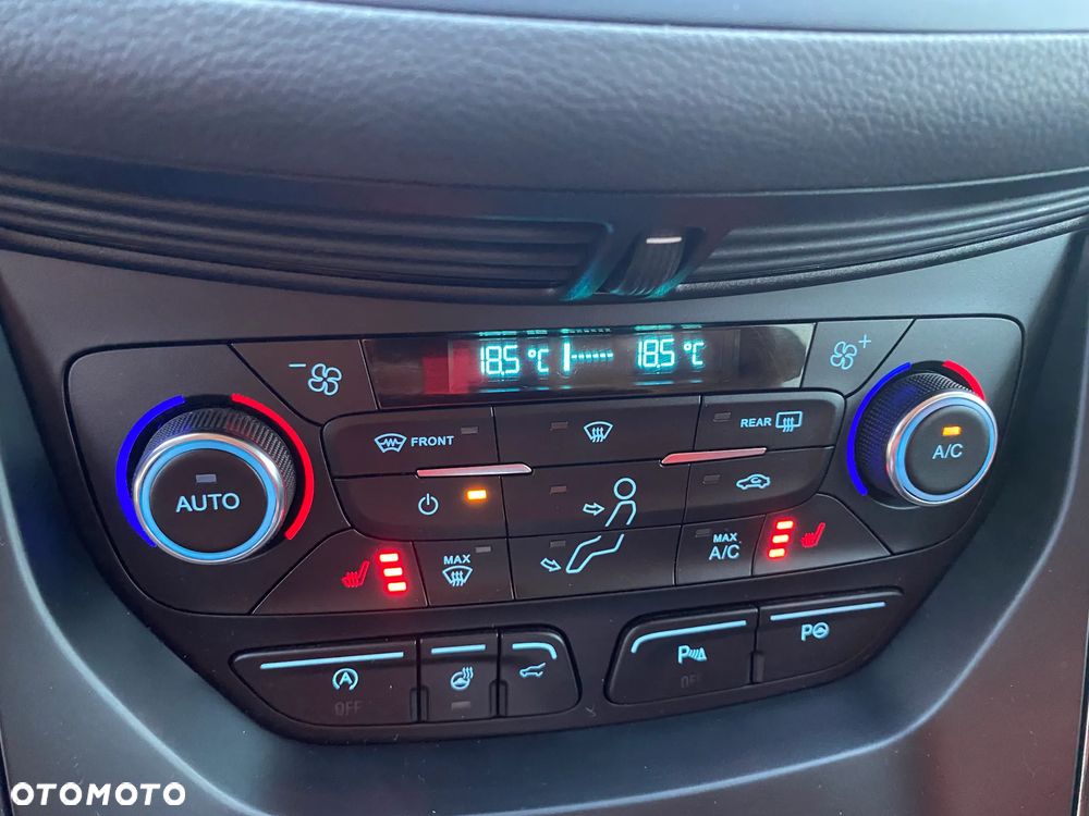 Ford Kuga - 17