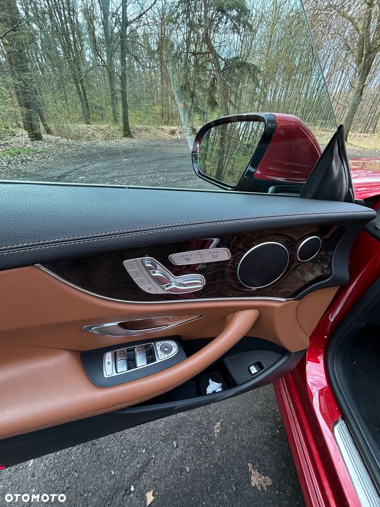 Mercedes-Benz Klasa E 400 4Matic 9G-TRONIC Avantgarde - 24