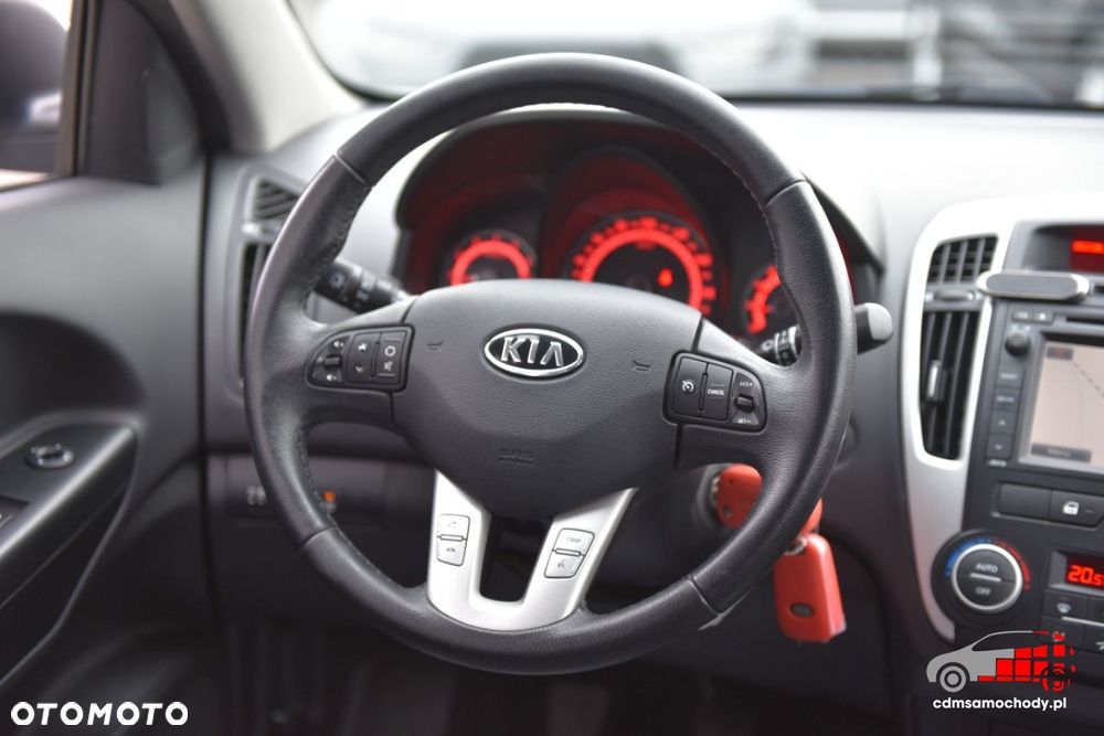 Kia Ceed - 19