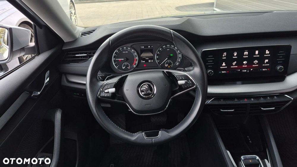 Skoda Octavia 2.0 TDI Ambition DSG - 19