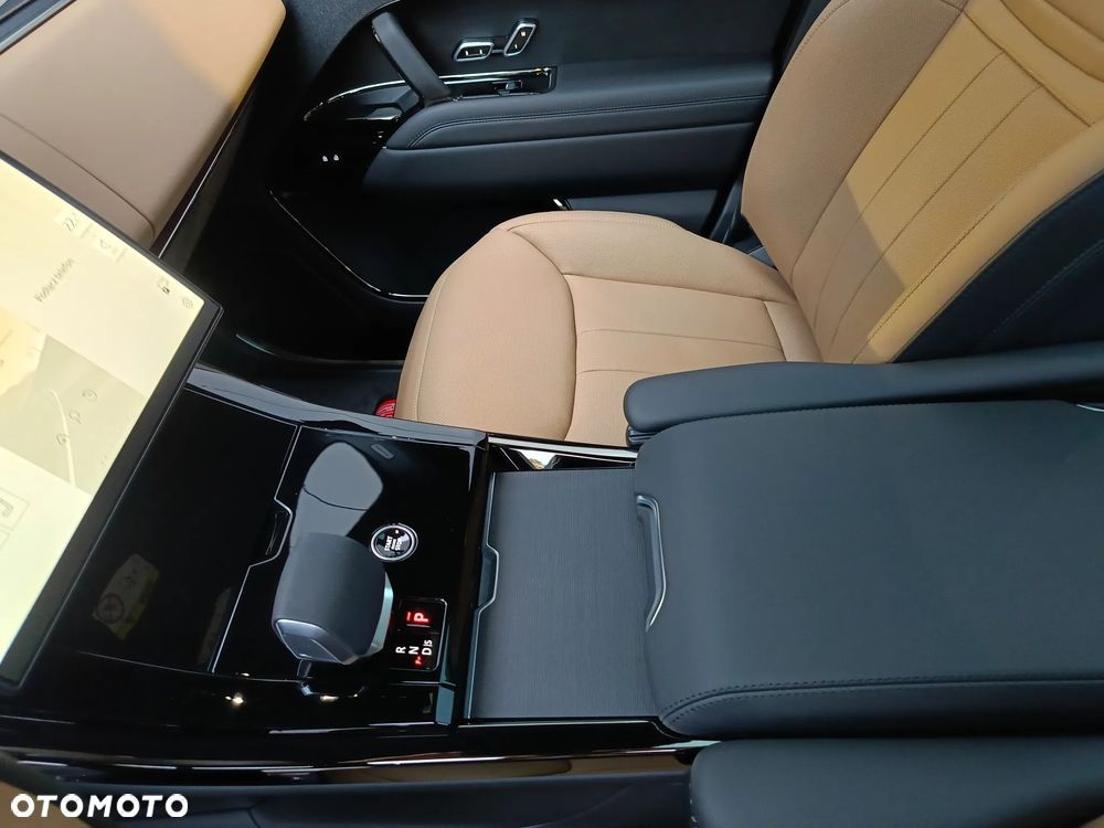 Land Rover Range Rover Sport - 28