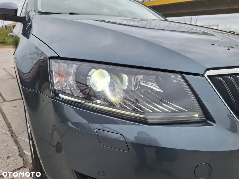 Skoda Octavia 1.4 TSI Ambition - 9