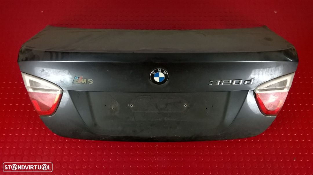 Tampa da Mala - 41627254425 [BMW 320d E90] - 1