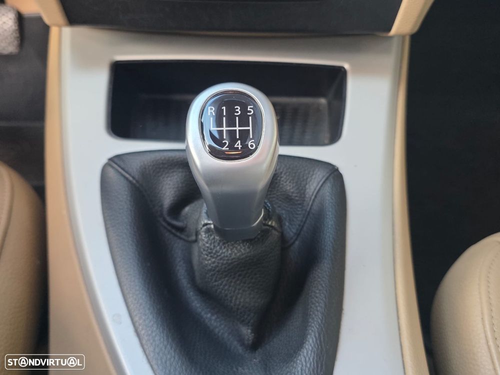 BMW 320 d Navigation - 9