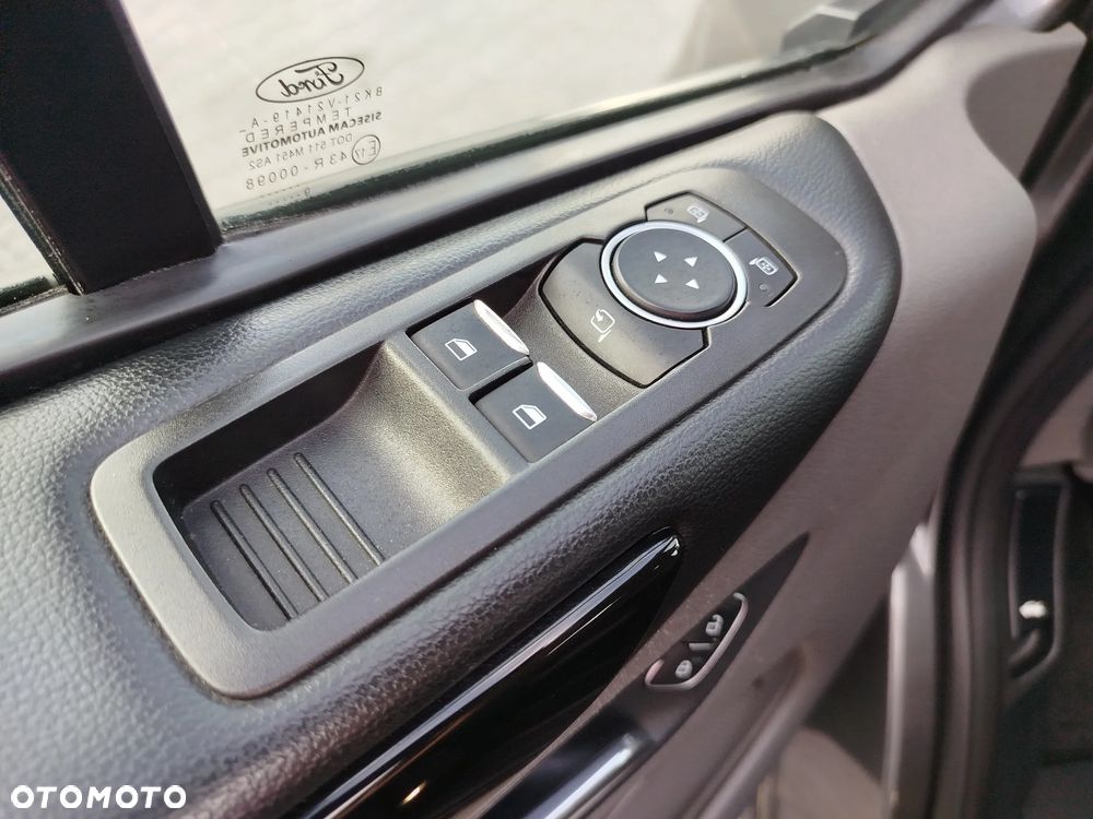 Ford Tourneo Custom 2.0 EcoBlue L2 Titanium - 27