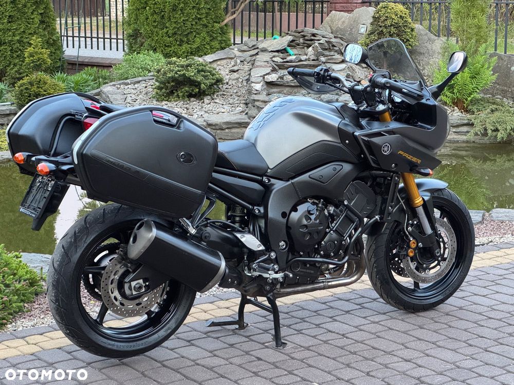 Yamaha FZ8 - 3