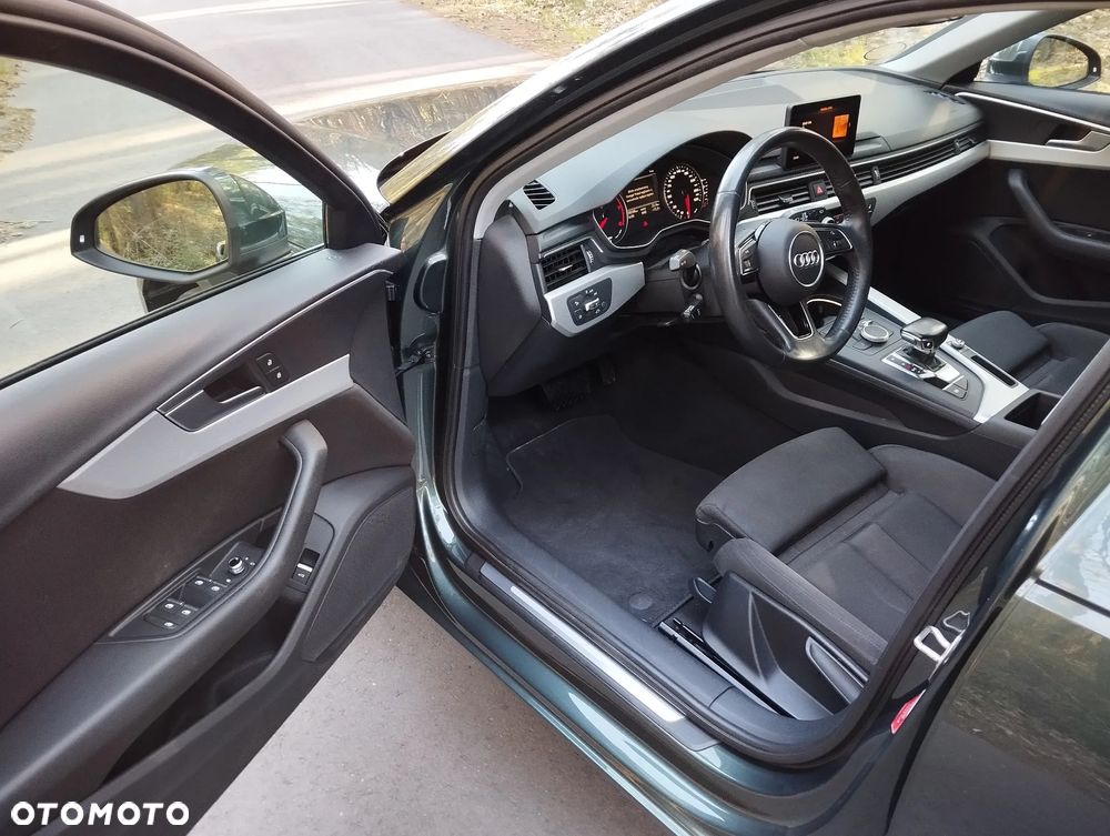 Audi A4 Avant 2.0 TFSI ultra S tronic design - 10