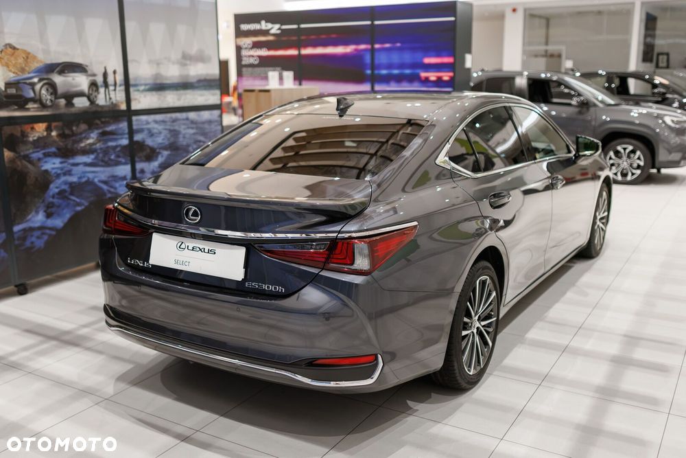 Lexus ES 300h Business Edition - 19