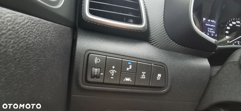 Hyundai Tucson blue 1.6 CRDi 4WD DCT Premium - 17