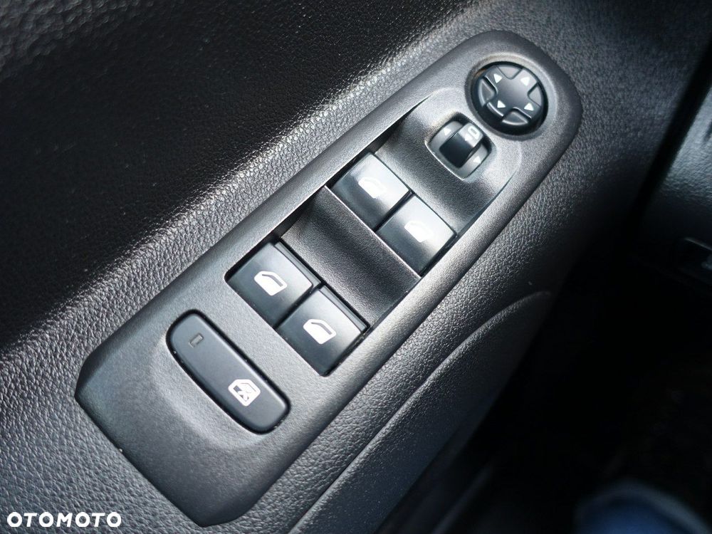 Opel Combo 1.5 D Start/Stop Selection - 22