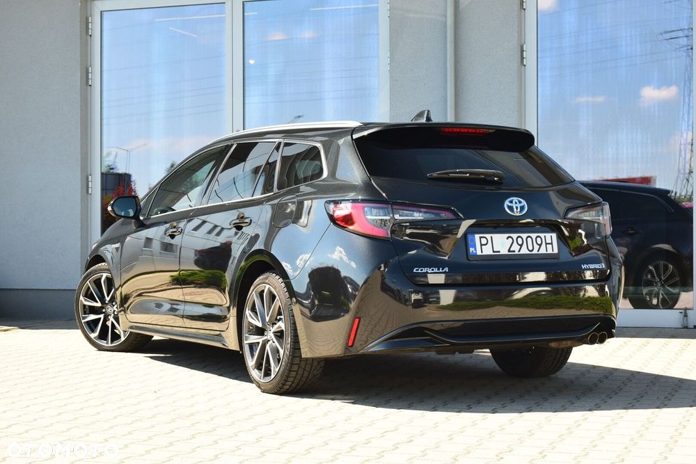 Toyota Corolla - 10