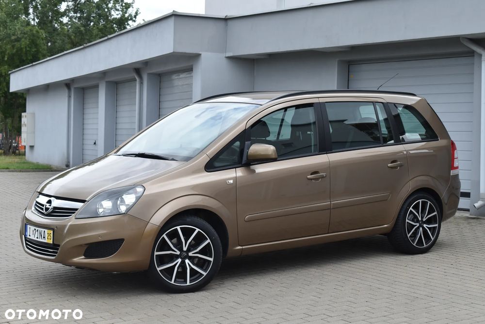Opel Zafira - 4