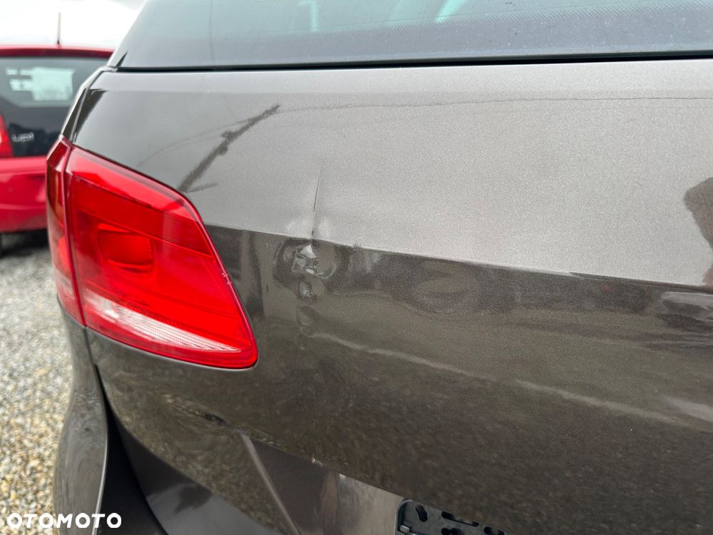 Volkswagen Passat 2.0 TDI Comfortline - 9