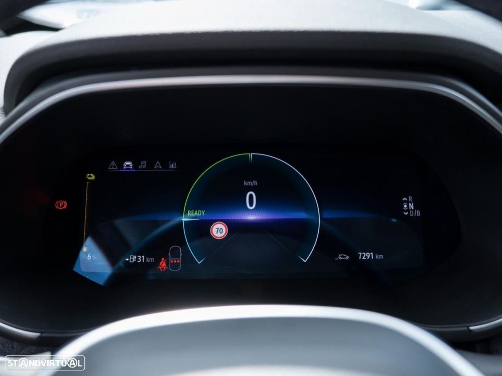 Renault Zoe (c/ Bateria) EV50 135hp Iconic - 32