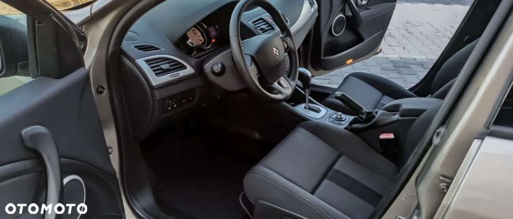 Renault Megane 2.0 140 CVT Dynamique - 5