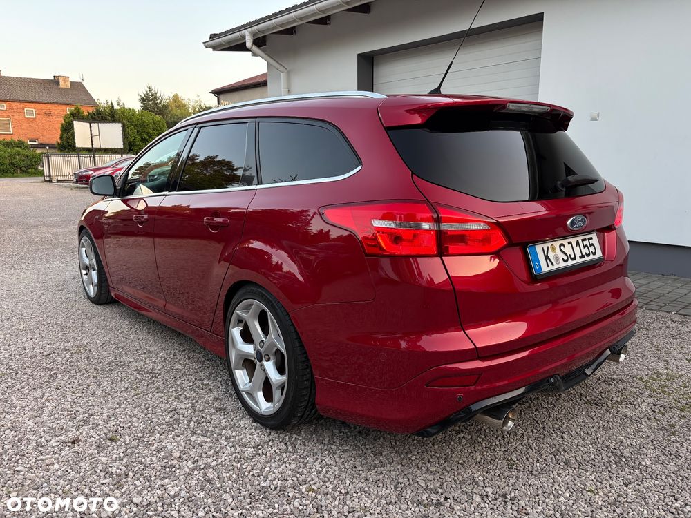 Ford Focus SW 1.0 EcoBoost S&S ST-Line - 5