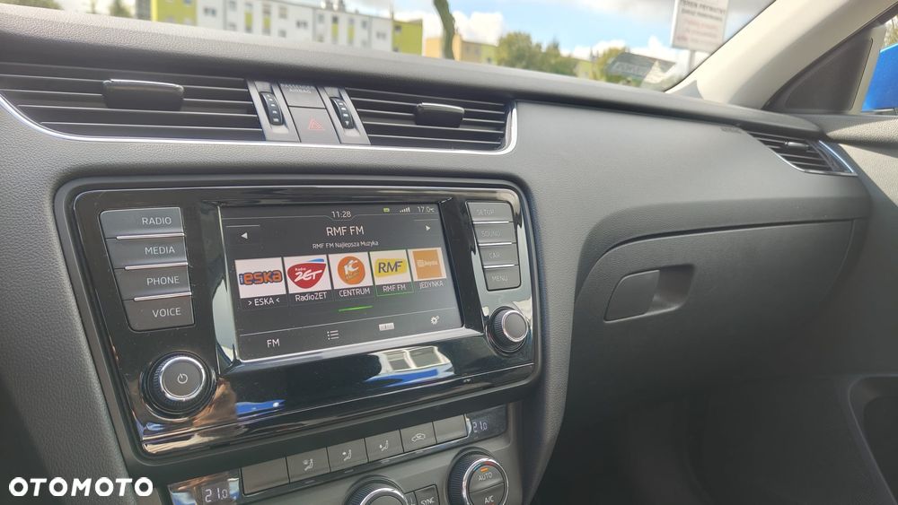 Skoda Octavia 1.4 TSI Style DSG - 6