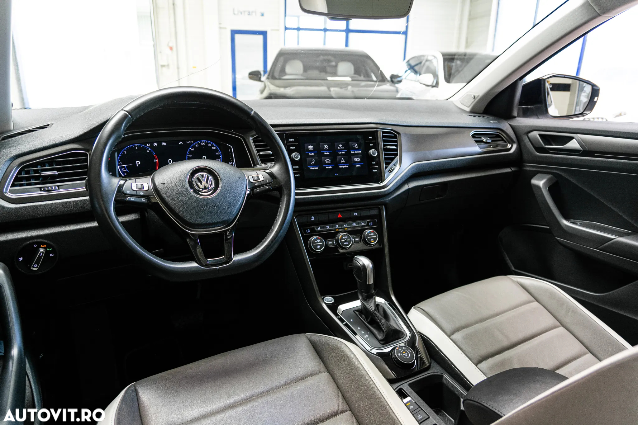 Volkswagen T-ROC 2.0 TDI SCR 4MOTION DSG Style - 31