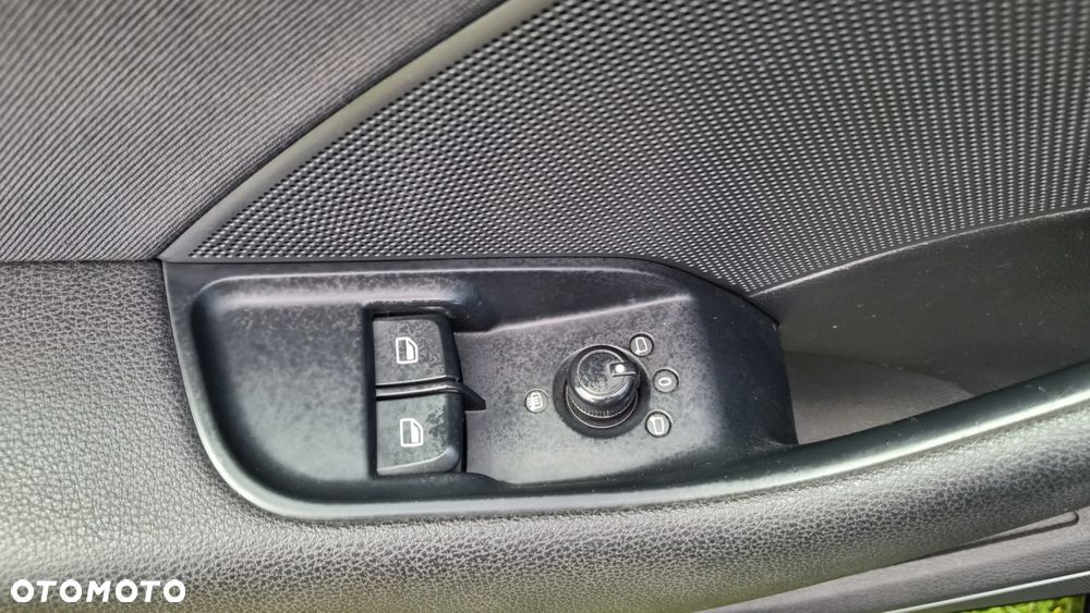 Audi A3 3-drzwiowe 1.6 TDI Attraction - 14