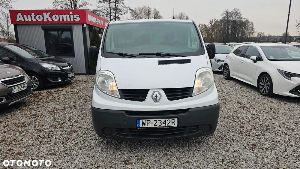 Renault TRAFIC - 9