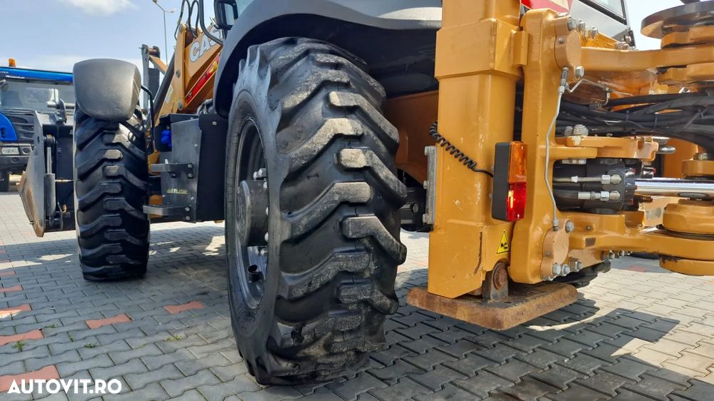 Case 965 ST / BULDOEXCAVATOR / 4X4x4 / PE ROȚI EGALE / AER CONDIȚIONAT / POWERSHIFT / Roți directoare 4WS / SET GALETE / 2020 / - 37